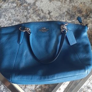 Beautiful pebble leather Coach bag!